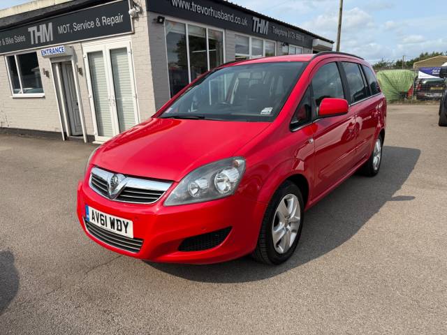 Vauxhall Zafira 1.7 ZAFIRA EXCLUSIV CDTI ECOFLEX **7 SEATER** MPV Diesel Red