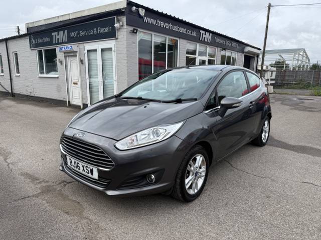 Ford Fiesta 1.0 FIESTA ZETEC TURBO **£20 ROAD TAX** Hatchback Petrol Grey