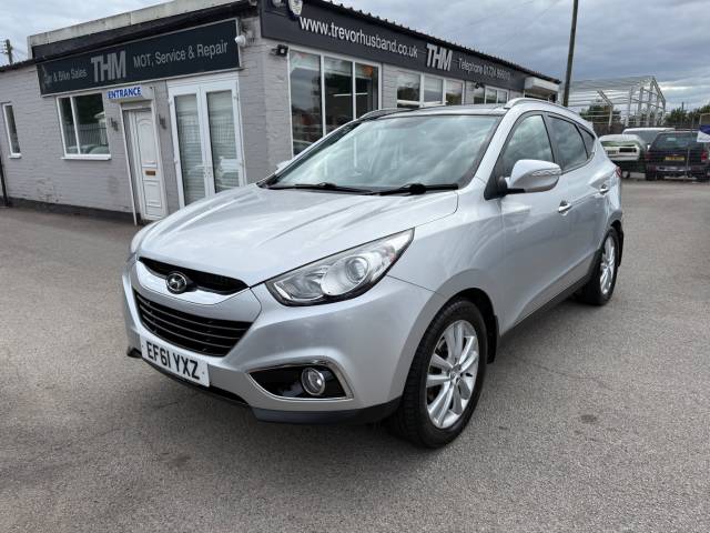 Hyundai ix35 2.0 IX35 PREMIUM 4WD CRDI 134 Estate Diesel Silver