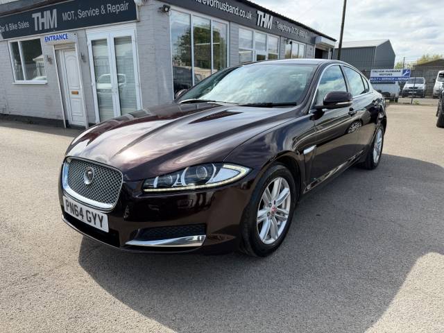 Jaguar XF 2.2 XF LUXURY D AUTO Saloon Diesel Red